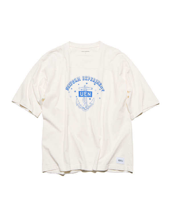 ue_262057_white_L.jpg