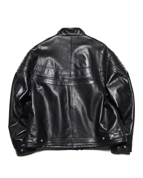 ue_262019_black_C.jpg